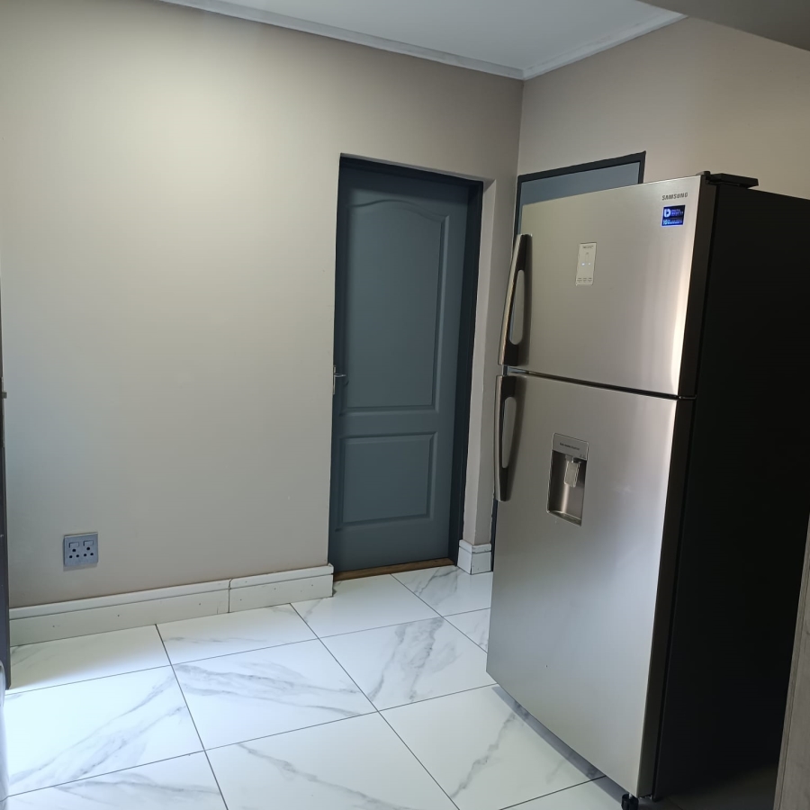 6 Bedroom Property for Sale in Sasolburg Ext 5 Free State